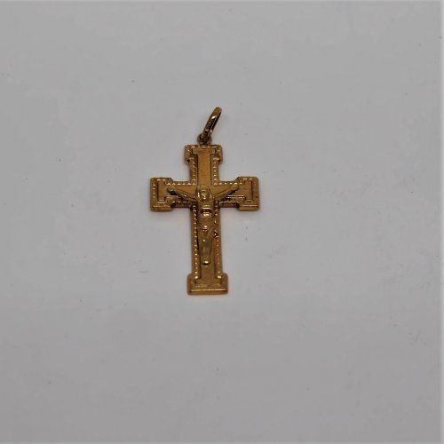 alt="Crucifijo de Oro de ley 18 K. jpg. www.santelmotienda.com"