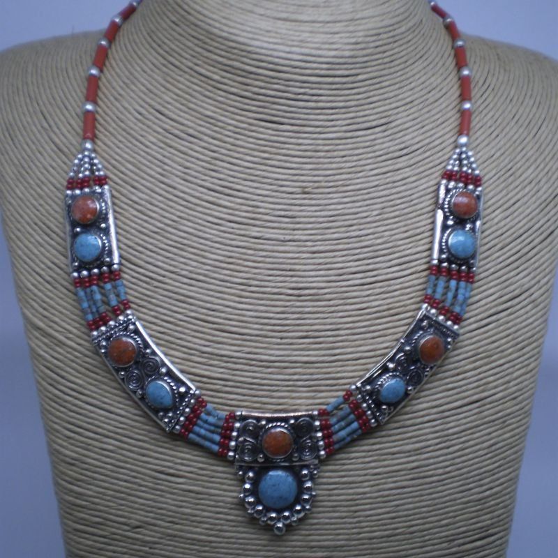 Collar Afgano de alpaca y piedras semipreciosas