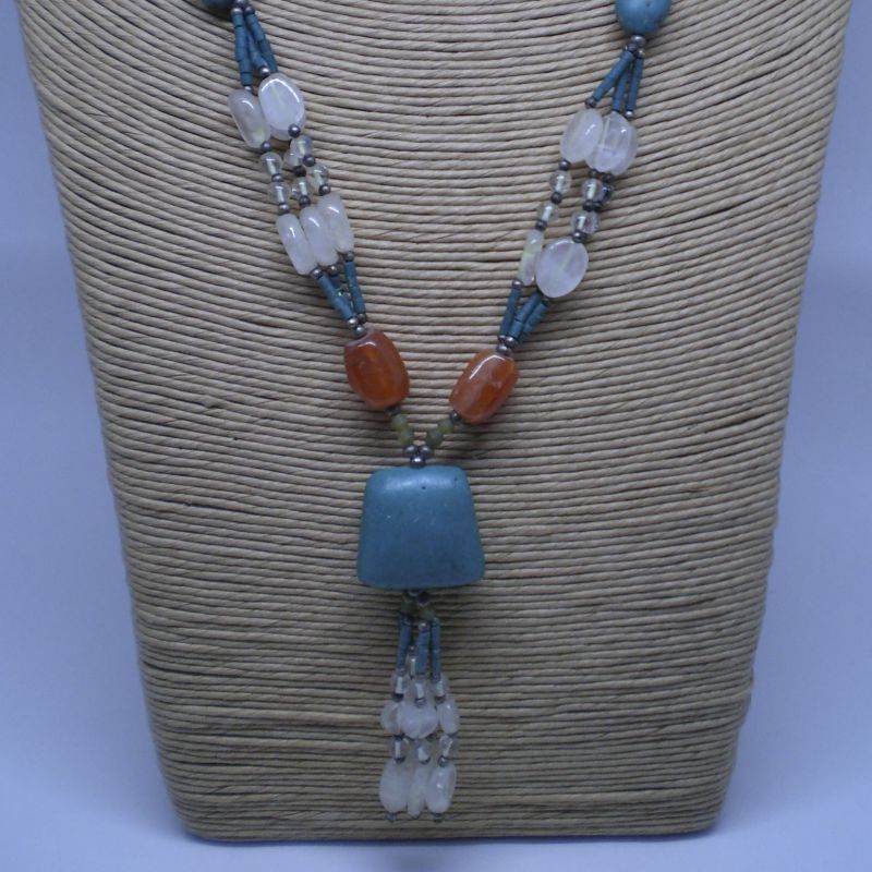 Collar Afgano de alpaca con turquesas y cuarzo blanco