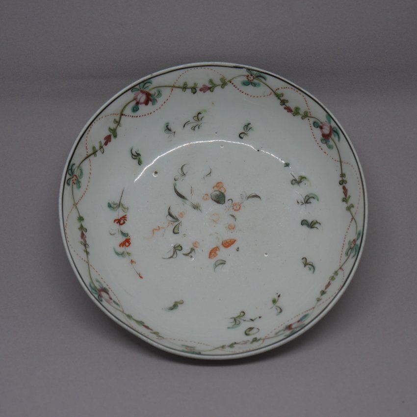 alt="Cuenco de porcelana China, principios del siglo XX"JPG