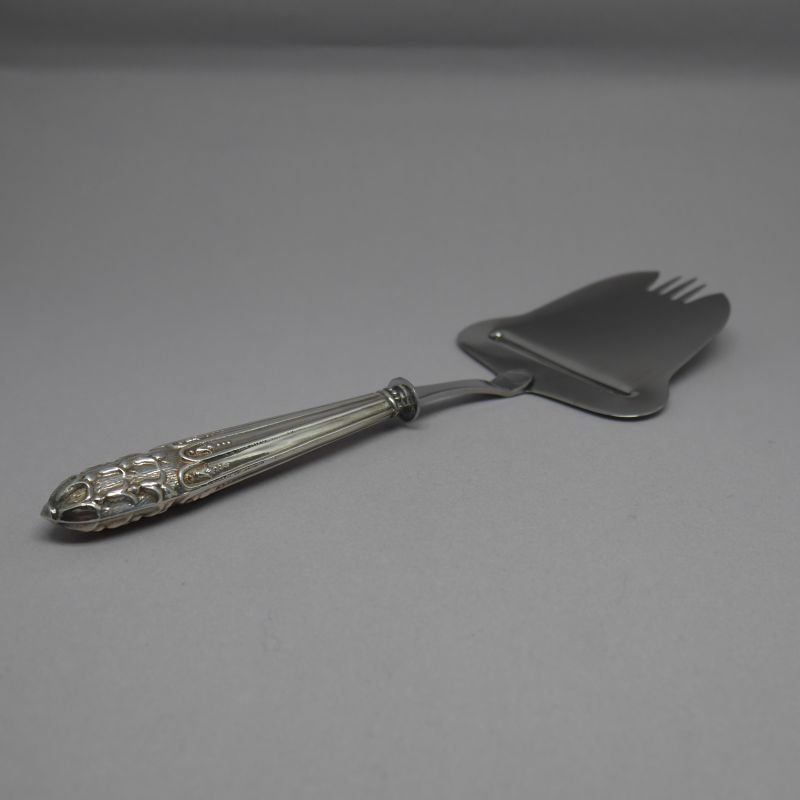 Pala de queso con mango de Plata de ley 925 Mils.