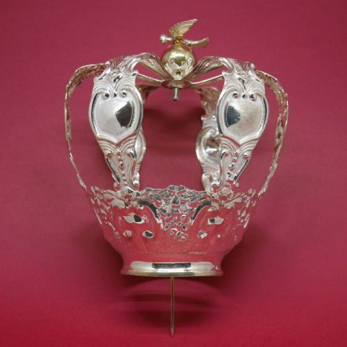 alt=\"corona plata antiguo\"