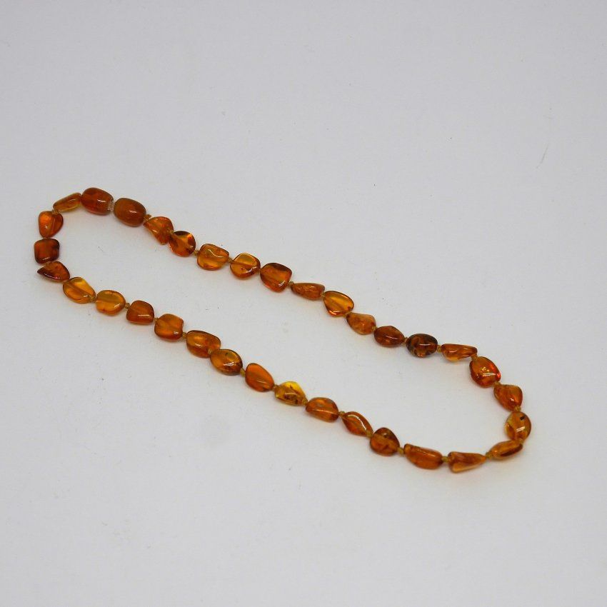 alt=\"Collar de ambar para bebe. www.santelmotienda.com\"