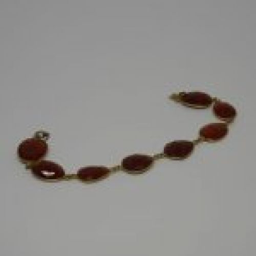 Pulsera de Plata de ley dorada 925 Mils. con 8 piedras de Cornalina