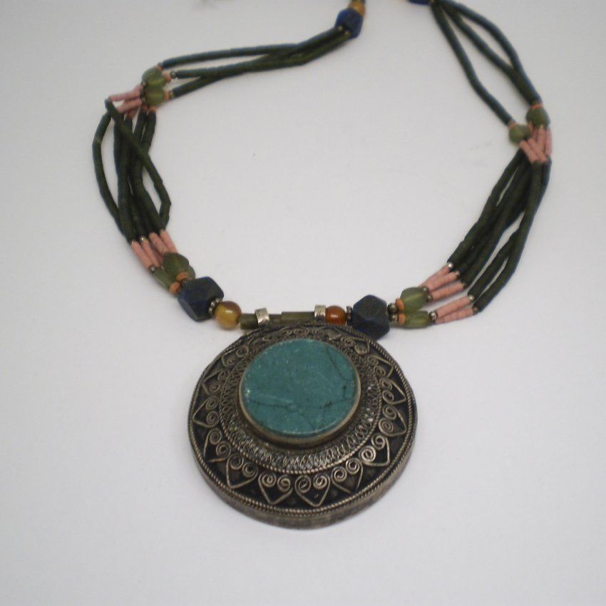 Collar Afgano de alpaca y piedras semipreciosas