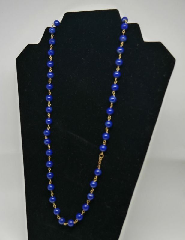 alt=\"Collar de Oro de ley 18 K. y Lapislazuli\"