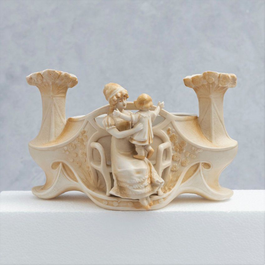 alt=\"jardinera biscuit art noveauy, finales siglo XIX.www.santelmotienda.com\"