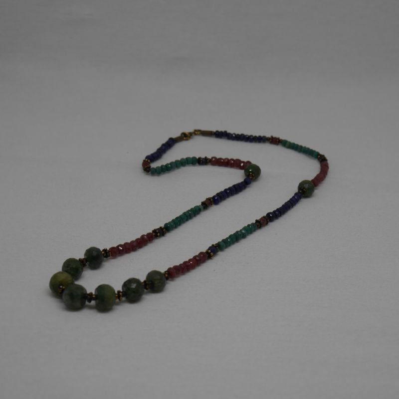 alt=\"collar gargantilla de plata dorada de ley 925 Mils. y piedras naturales\"