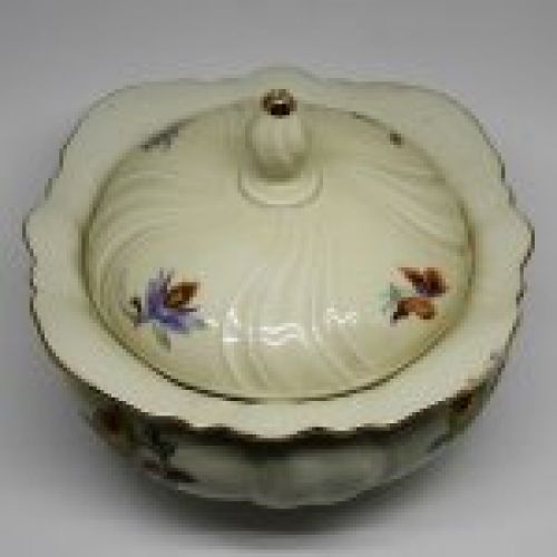 alt:\"bombonera de porcelana rosenthal antigua. wwww.santelmotienda.com\"