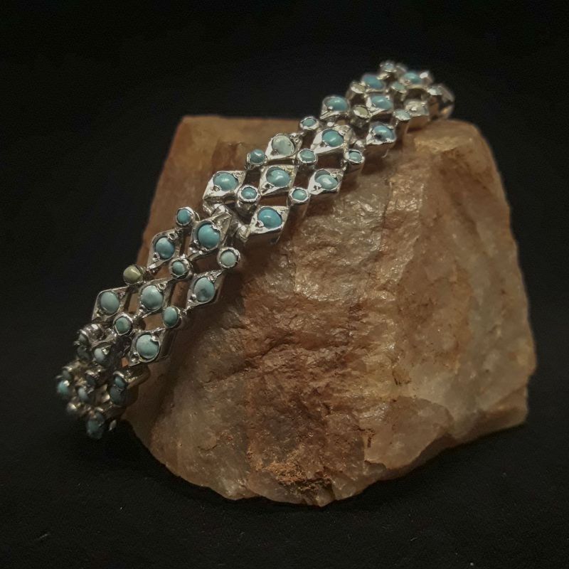 Pulsera de plata de ley, 925 Mils. con baño de rodio y turquesas