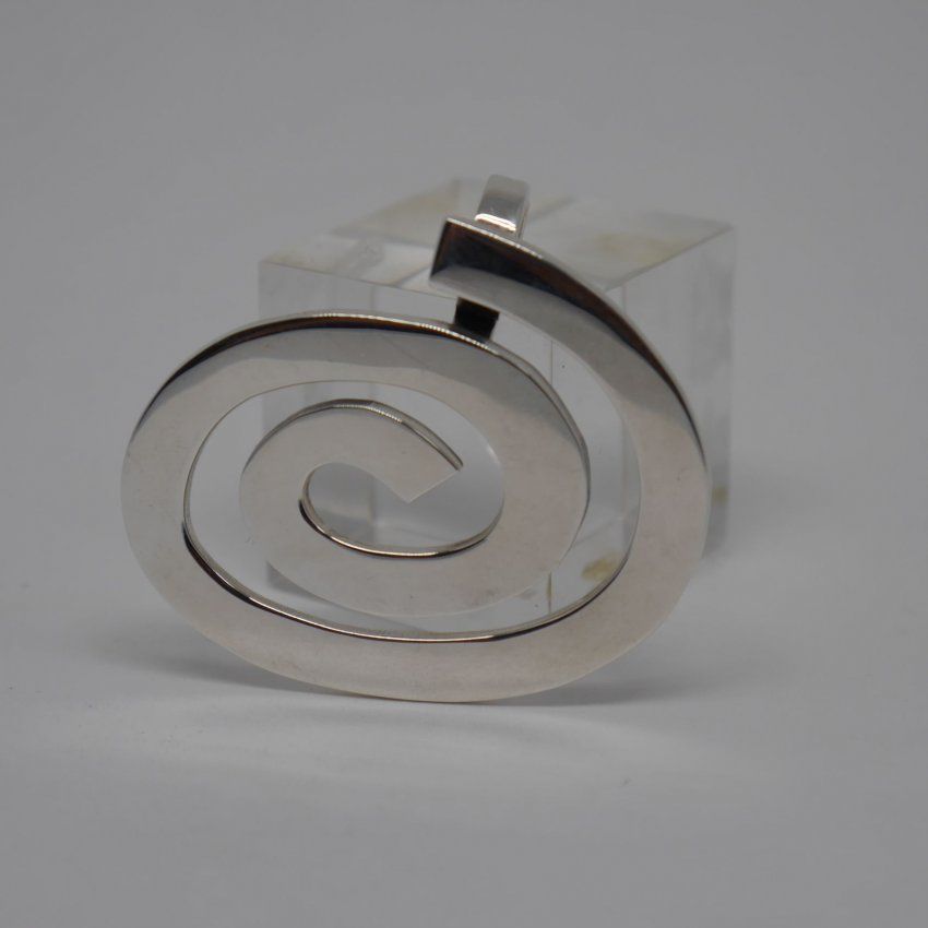 alt=\"Colgante espsiral plata de ley. www.santelmotienda.com\"