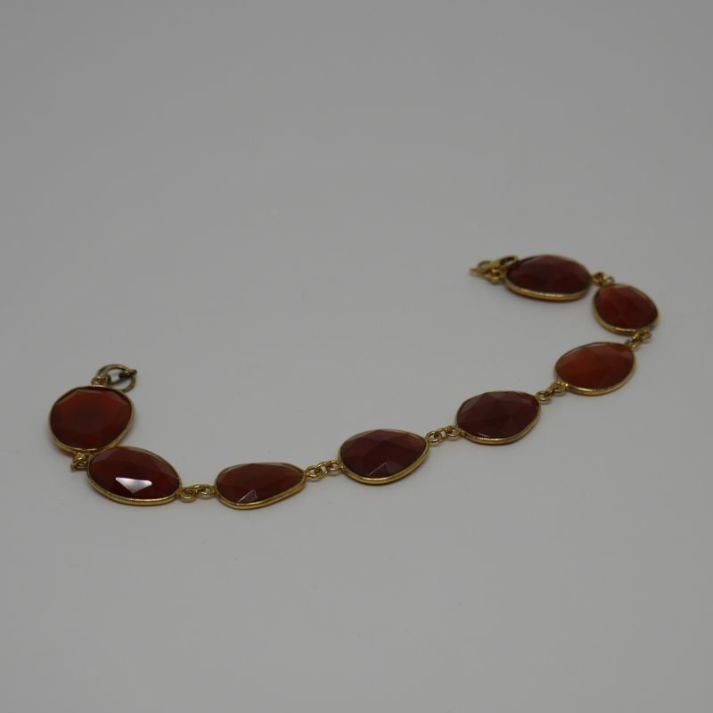 Pulsera de Plata de ley dorada 925 Mils. con 8 piedras de Cornalina