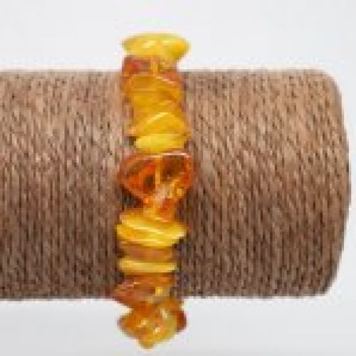 alt="pulsera de ambar elastica en tonos anaranjados y amarillos