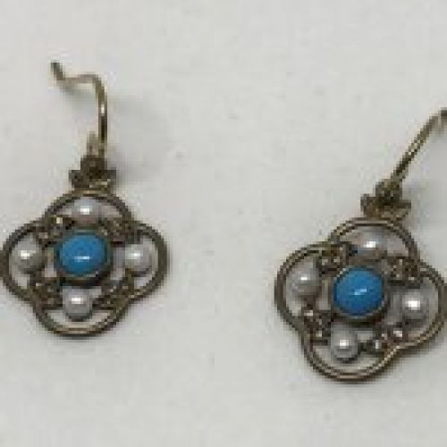 alt="Pendientes de oro bajo 9  K