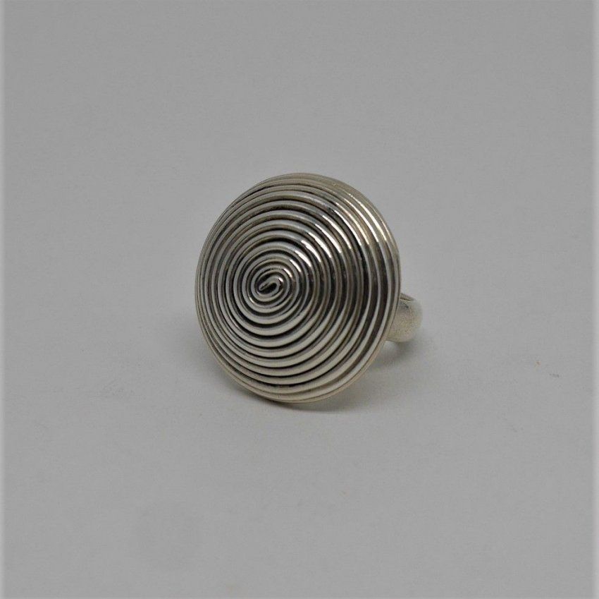 alt="sortija espiral redondo de plata de ley 925 Mils