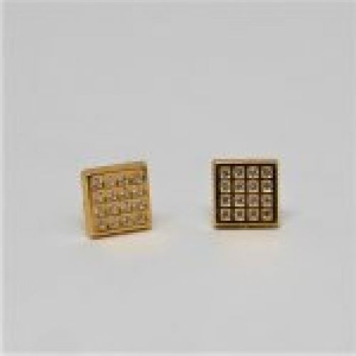 alt="pendientes de oro de ley 18 K