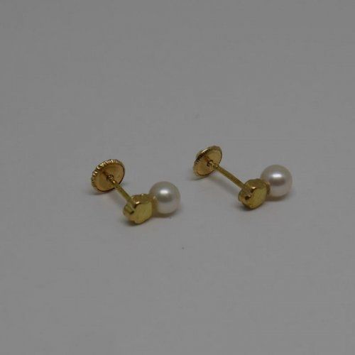 alt=\"pendientes niña oro perlas\"