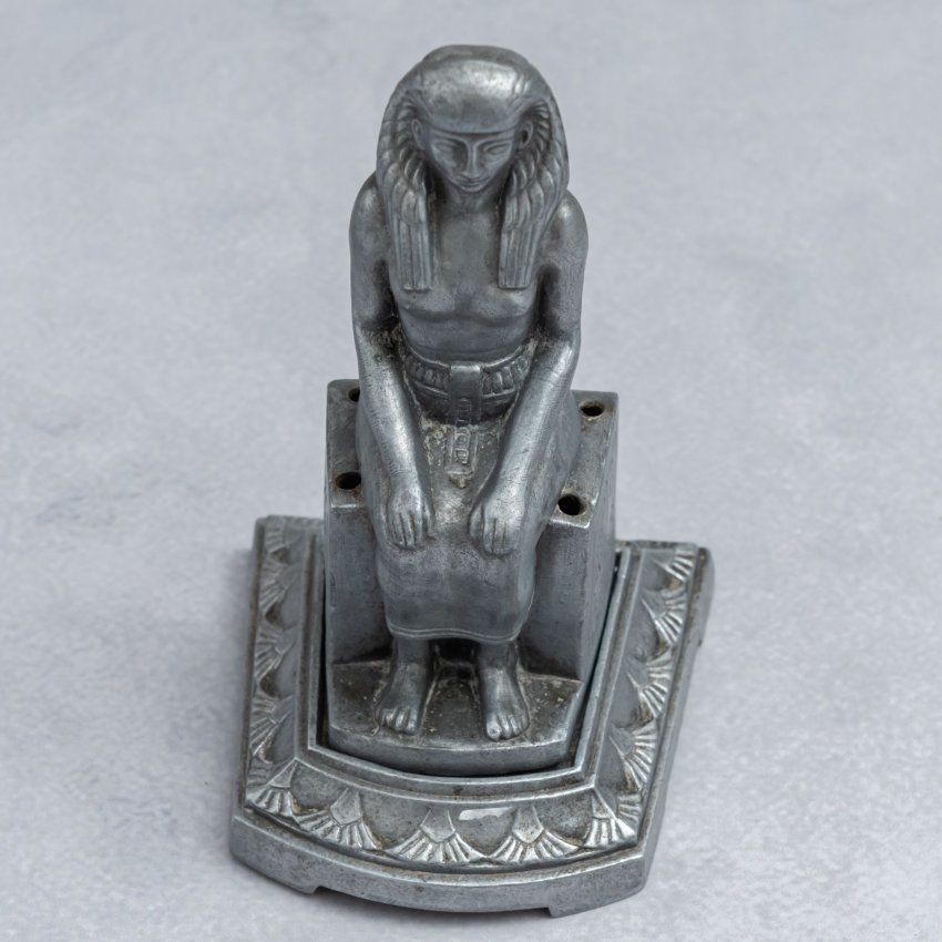 Alt=\"Figura esenciero mujer de metal egipcia para 4 varillas. www.santelmotienda.com\"