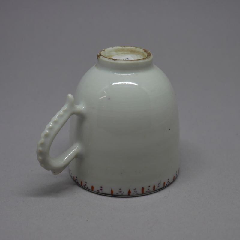 alt="Taza de porcelana Compañía de Indias, principios del Siglo XX"JPG