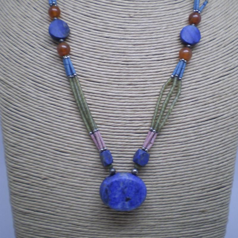 Collar Afgano de alpaca, 3 vueltas, con piedras semipreciosas