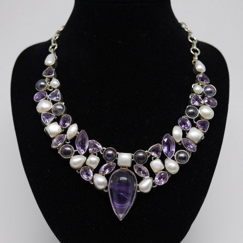alt=\"Gargantilla de Plata de ley 925 Mils. amatistas y Perlas de agua dulce www.santelmotienda.com\"