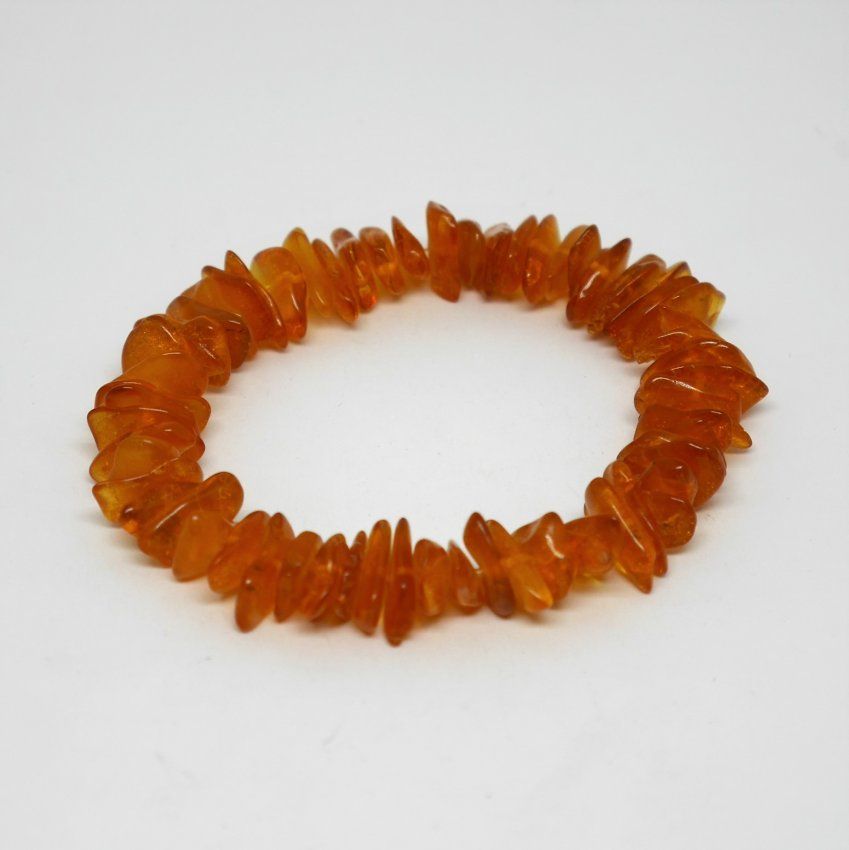 alt=\"pulsera de ambar elastica en tonos amarillos. www.santelmotienda.com\"