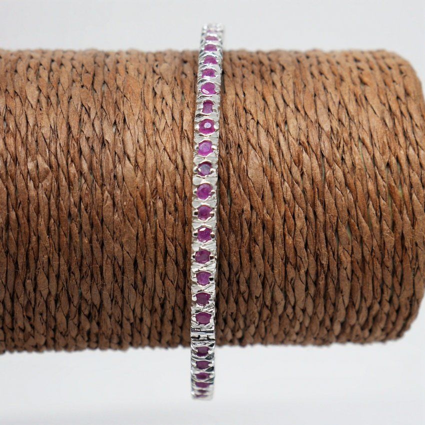 alt=\"pulsera de plata rodinada y rubies. www.santelmotienda.com\"
