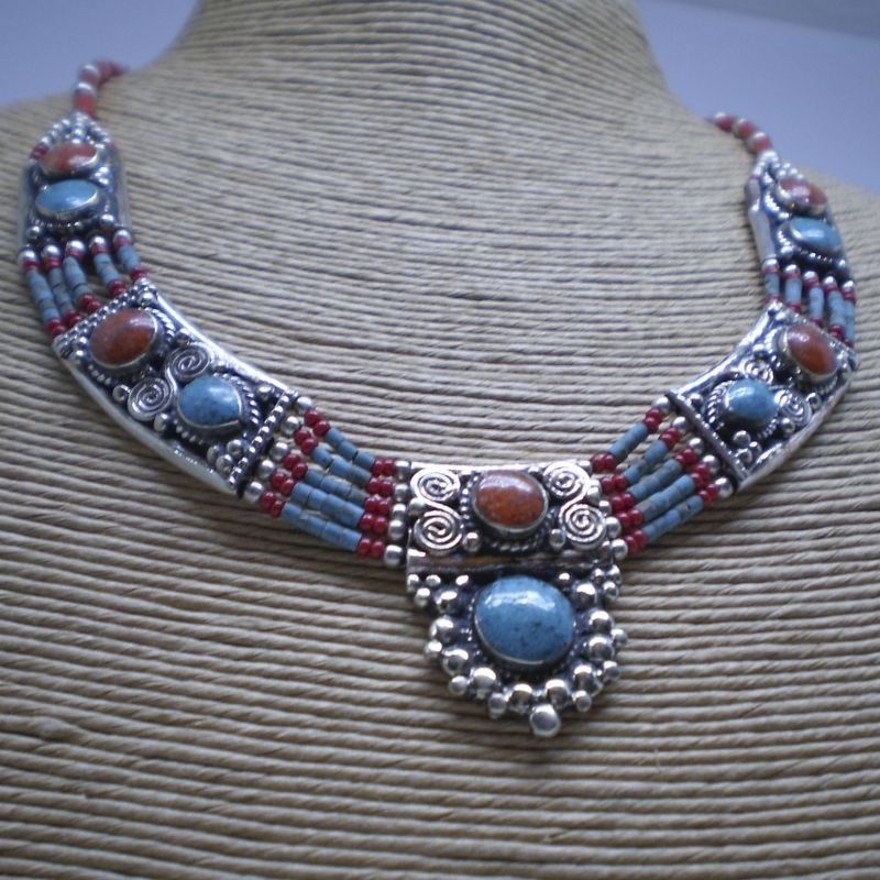 Collar Afgano de alpaca y piedras semipreciosas