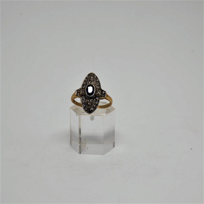 alt:"anillo antiguo oro de ley 18 k
