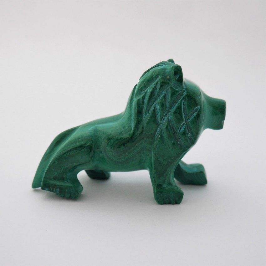 Alt=\"Miniatura leon de malaquita tallado a mano en la antigua republica del zaire. en los años 90 www.santelmotienda.com\"