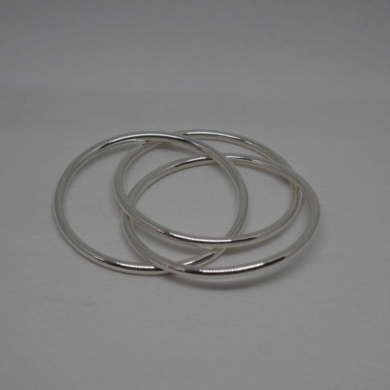 alt=\"Pulsera 3 aros de plata de ley 925 Mils.\"
