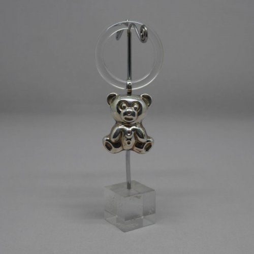 alt=\"sonajero bebé de plata de ley con forma de osito\"