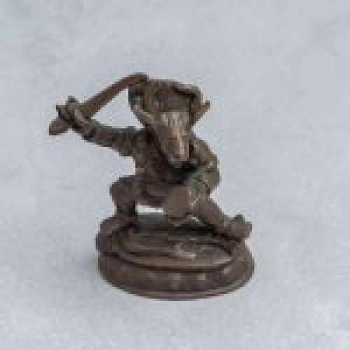 alt=\"figura oriental de bronce, guerrero con cabeza de buey. www.santelmotienda.com\"