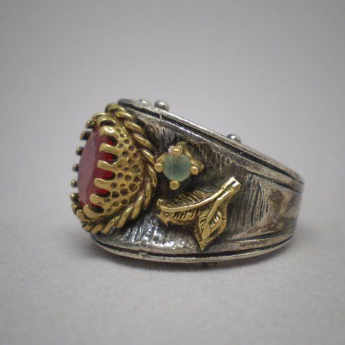Sortija Afgana de plata de ley 925 Mils. con rubí y esmeralda