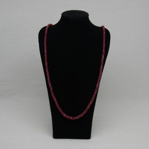 alt=\"collar plata dorada y piedras naturales\"