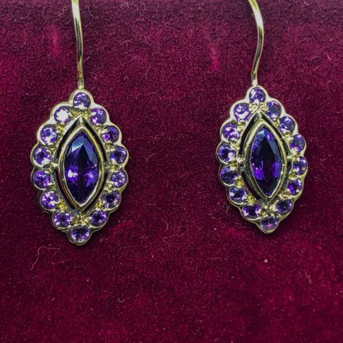 alt=\"pendientes oro amatistas\"