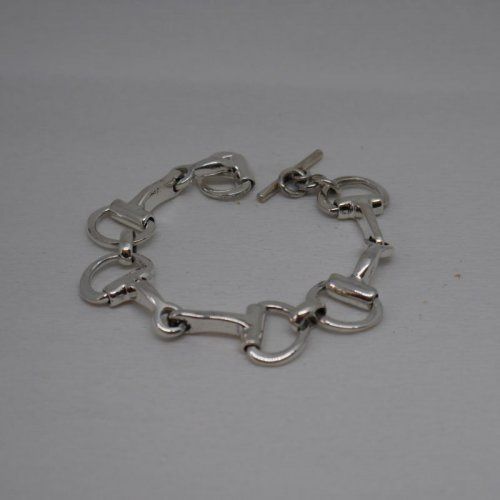 alt=\"pulsera estribos plata fabricada a mano\"