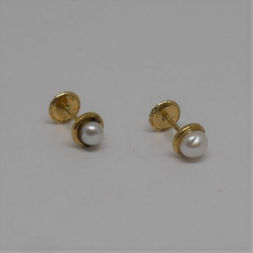alt=\"pendientes niña de oro de ley 18 K. con perlas cultivadas japonesas\"