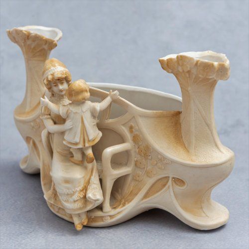 alt="jardinera biscuit art noveauy, finales siglo XIX