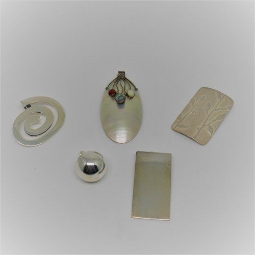 alt=\\"colgantes, broches bisuteria, plata de ley, www.santelmotienda.com\\"