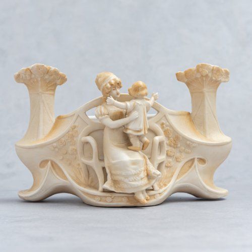 alt="jardinera biscuit art noveauy, finales siglo XIX
