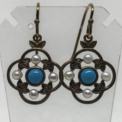 alt=\"Pendientes de oro bajo 9  K. con diamantes, perlitas y turquesa\"