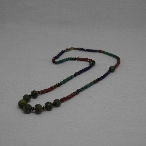 alt=\"collar gargantilla de plata dorada de ley 925 Mils. y piedras naturales\"