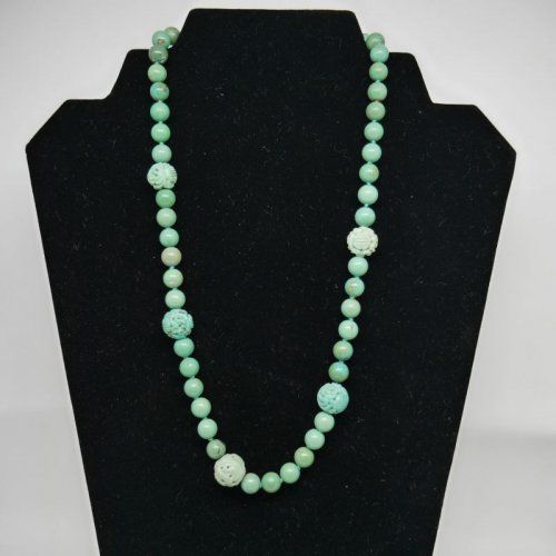 alt=\"Collar de Turquesas con cierre de Oro de ley 18 K.\"