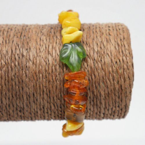 alt=\"pulsera de ambar elastica y cristal de colores. www.santelmotienda.com\"