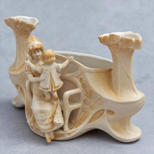 alt=\"jardinera biscuit art noveauy, finales siglo XIX.www.santelmotienda.com\"